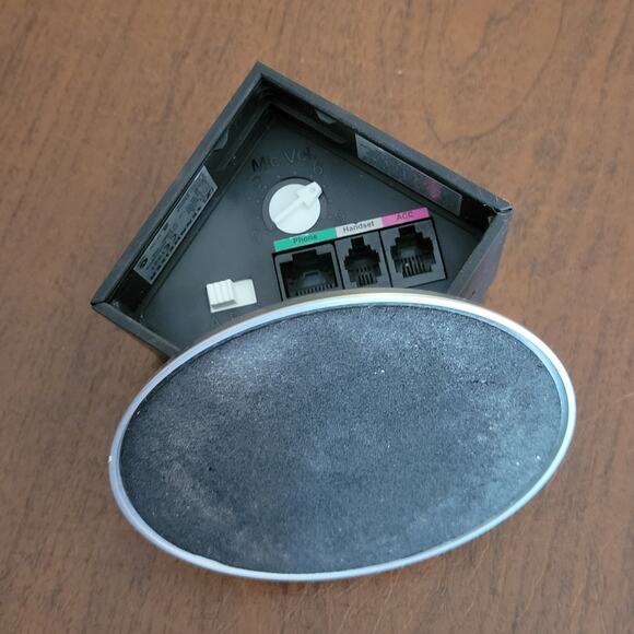 Sennheiser DW BS-US Pro 2 Charging Base with Power Adapter - Picture 7 of 14